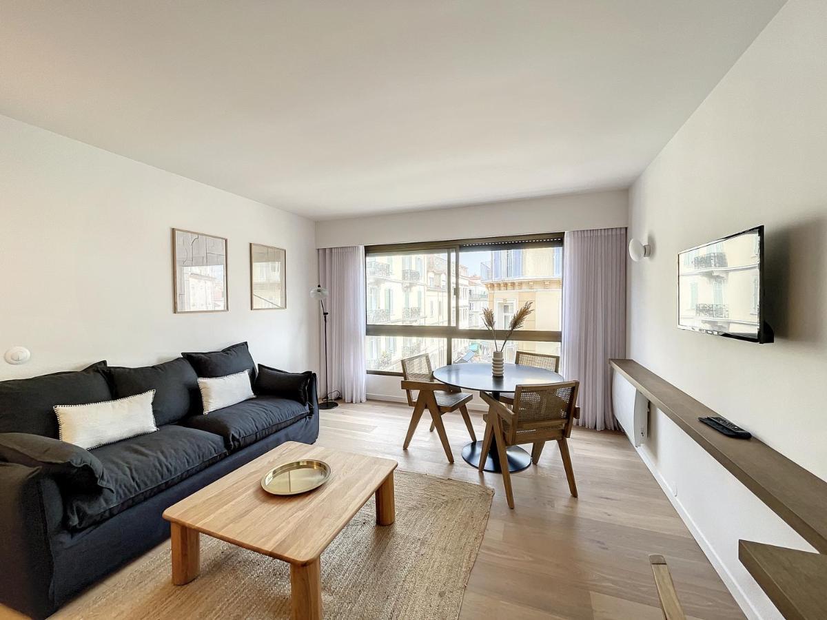 Gray D'Albion Apartment Кан Екстериор снимка